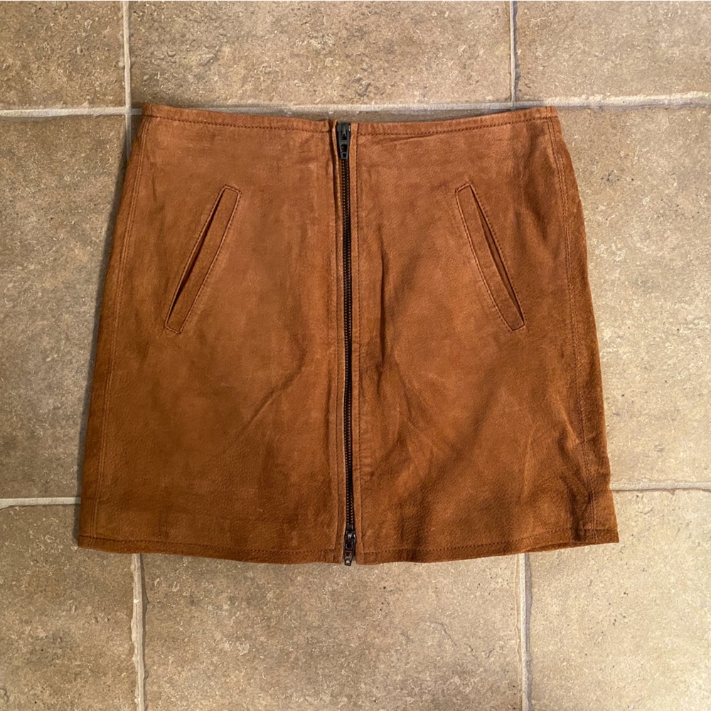 Blank NYC Suede Mini Skirt (26)